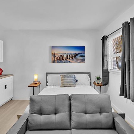 Young Circle & Hollywood Blvd Posh Studio Suite Zewnętrze zdjęcie