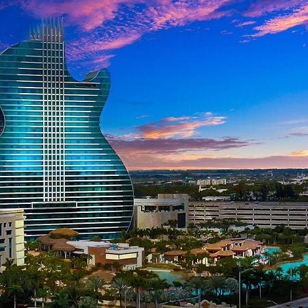 Young Circle & Hollywood Blvd Posh Studio Suite Zewnętrze zdjęcie