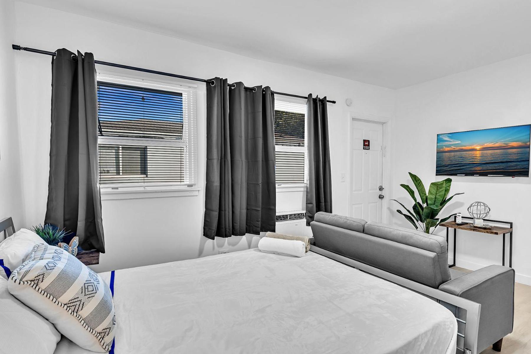 Young Circle & Hollywood Blvd Posh Studio Suite Zewnętrze zdjęcie