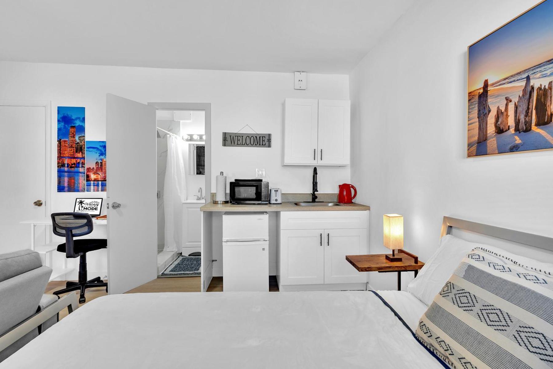 Young Circle & Hollywood Blvd Posh Studio Suite Zewnętrze zdjęcie